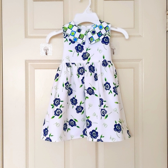 NWOT. 100% Cotton Sleeveless Multi Color Floral Dress with collar and tie back. - Picture 1 of 5